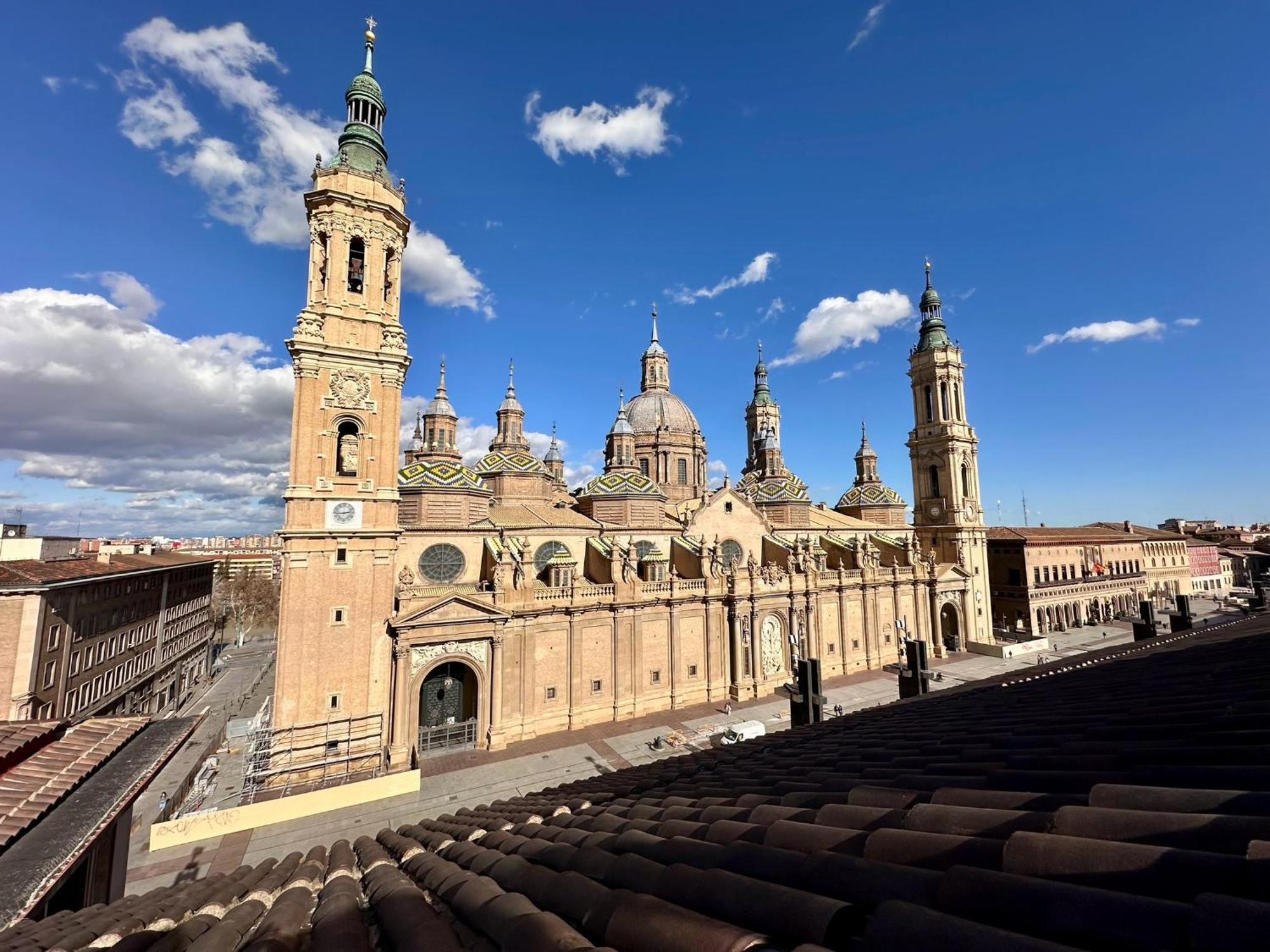 La Plaza Del Pilar Saragoça Exterior foto